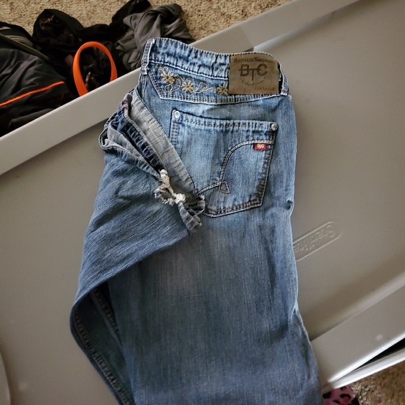 Jeans - Picture 3 of 3